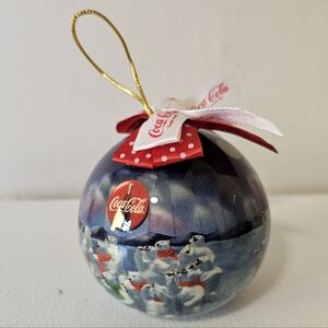 Coca Cola Coke 1995 Christmas Round Ornament Polar Bears in the Arctic